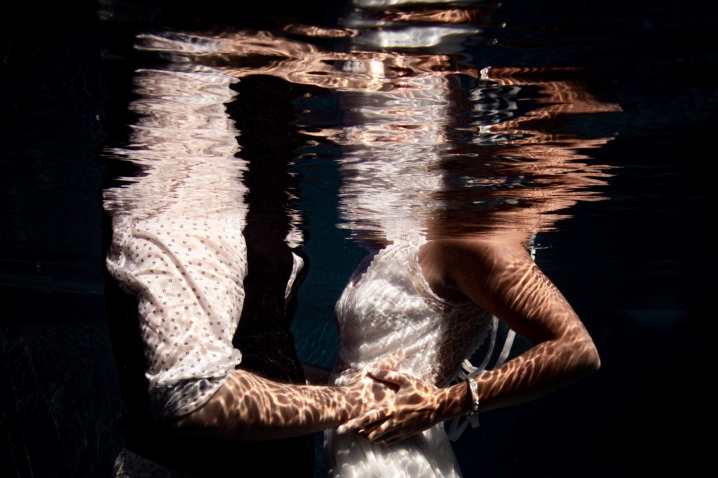 Trash the dress aquatique réunion photographe