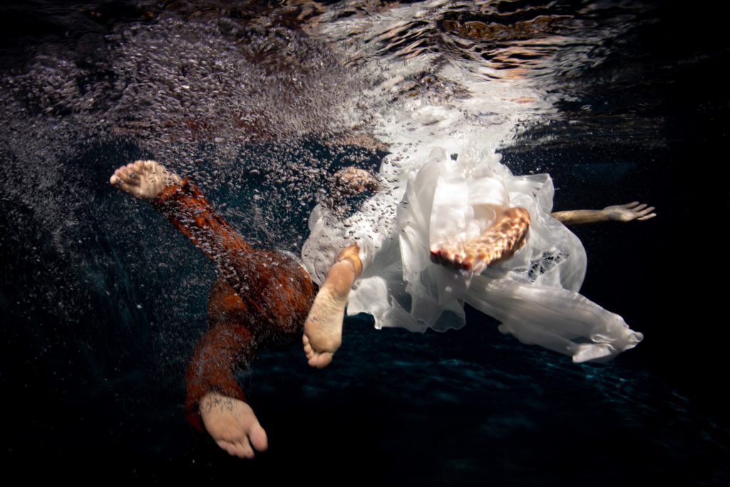 Trash the dress aquatique réunion photographe