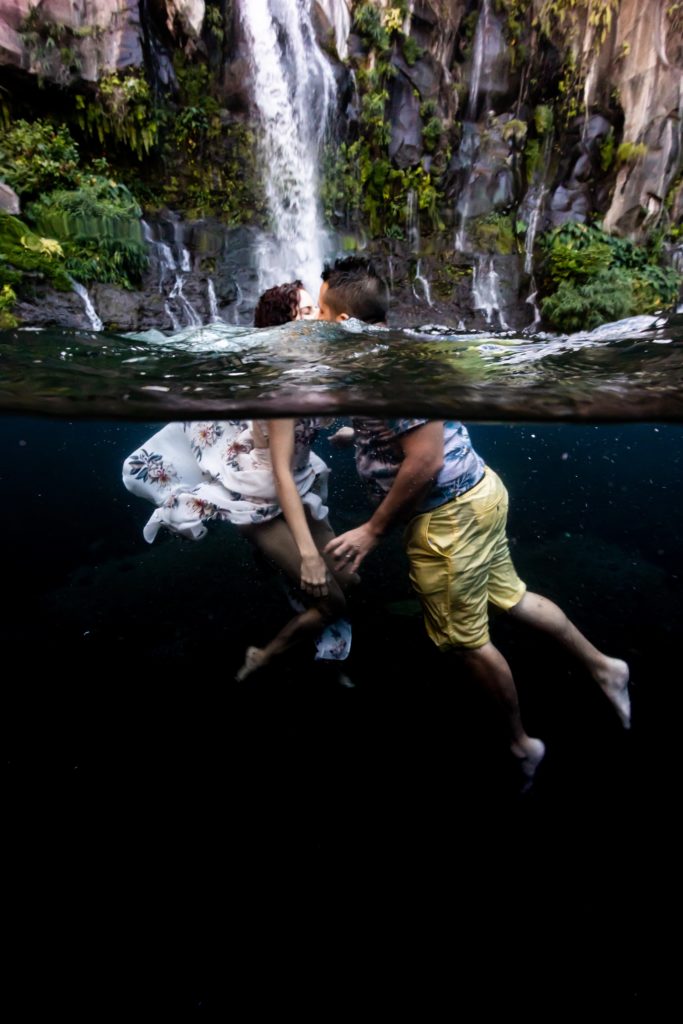 shooting underwater couple